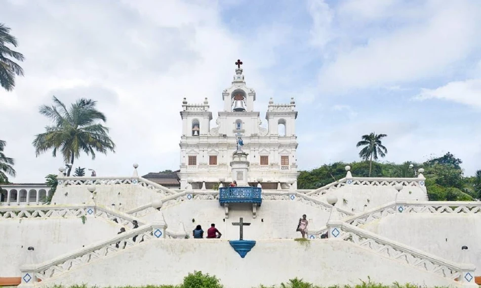 Best 10 Attractions in Morjim